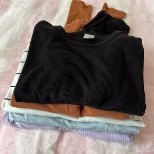 5 Long Sleeve Tops (Wild Fable, All In Motion, Epic Threads, SO)